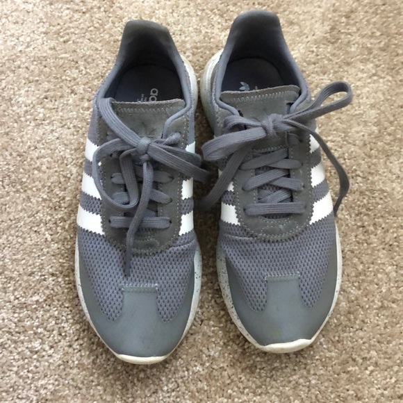 Adidas sneaker - Picture 2 of 2